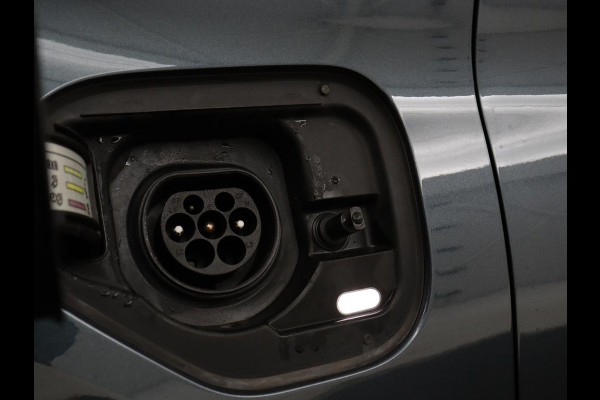 CUPRA Leon 1.4 eHybrid | Stoelverwarming | Adaptive cruise | Navigatie | Sportstoelen | Stuurverwarming | Parkeerhulp | Full LED | Keyless | Half leder | PHEV | Plug In