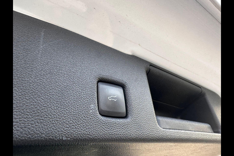 Ford Kuga 2.5 PHEV ST-Line X Black Edition | Two Tone | Adaptive CC | Climate  |Navi | 20"Black Editon LM |