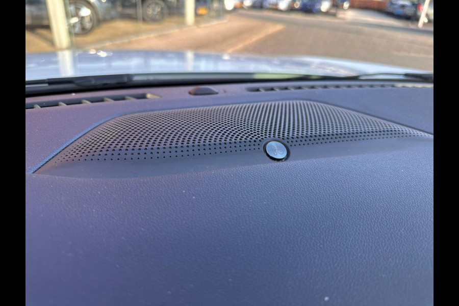 Ford Kuga 2.5 PHEV ST-Line X Black Edition | Two Tone | Adaptive CC | Climate  |Navi | 20"Black Editon LM |