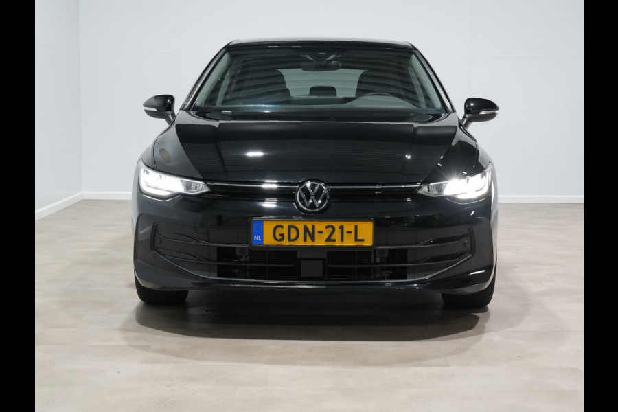Volkswagen Golf 1.5 eTSI 115pk DSG Life Edition Navigatie Camera Acc Led Privacy glas 17"lm Digital Cockpit 240