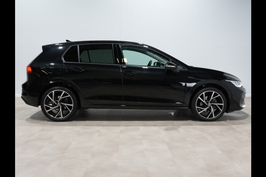 Volkswagen Golf 1.5 eTSI 115pk DSG Life Edition Navigatie Camera Acc Led Privacy glas 17"lm Digital Cockpit 240