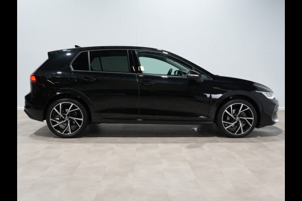 Volkswagen Golf 1.5 eTSI 115pk DSG Life Edition Navigatie Camera Acc Led Privacy glas 17"lm Digital Cockpit 240