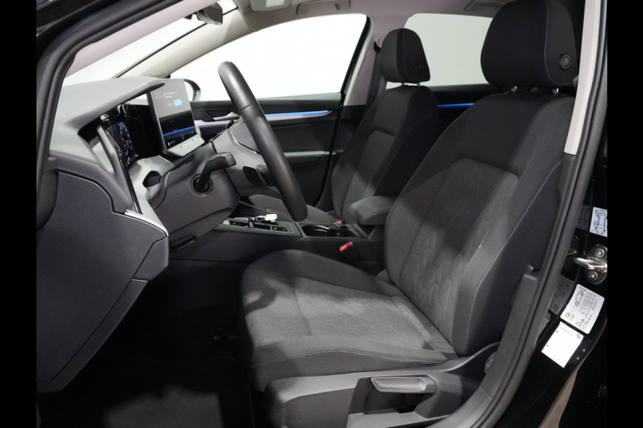 Volkswagen Golf 1.5 eTSI 115pk DSG Life Edition Navigatie Camera Acc Led Privacy glas 17"lm Digital Cockpit 240