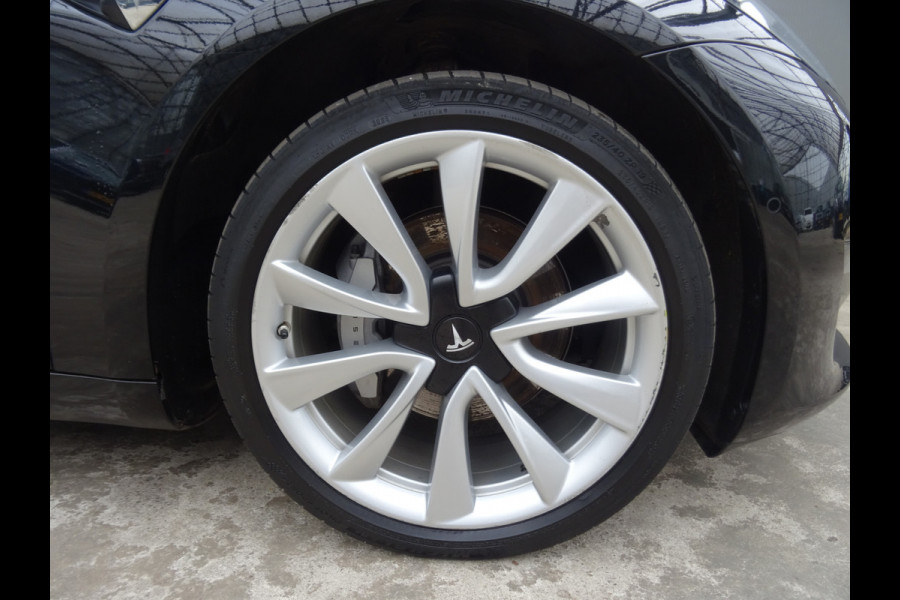 Tesla Model 3 Long Range AWD 75 kWh * 19 INCH VELGEN * LEER !!