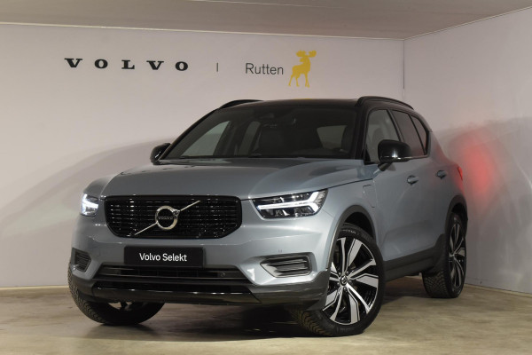 Volvo XC40 T4 211PK Automaat Recharge R-Design / Navigatie / Leren bekleding / Cruise control / Stuur- & Stoelverwarming / Elektrisch glazen panorama schuifdak / Trekhaak / Elektrische achterklep / Achteruitrijcamera / 20"