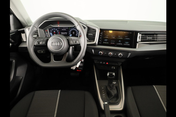 Audi A1 Sportback Advanced edition 25 TFSI 95 pk | Sportstoelen | Ledlampen voor en achter | Optiekpakket zwart plus | Spiegels inklapbaar |