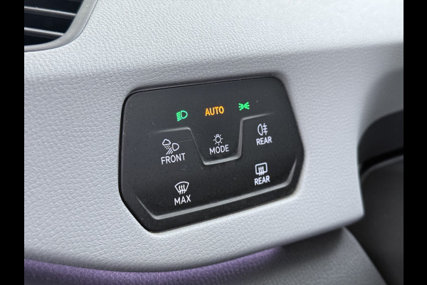 Volkswagen ID.3 First Max 58kWh Pano-dak Adap.Cruise Camera Elektr.Sport-Stoel+Verwarmd PDC Apple Carplay Android Ergo Active-Stoel Navi-Pro Ecc Lmv Privacy Glas Keyless Advanced Led-Achterlicht dynamisch Matrix Led Origineel Nederlandse Auto Zeer compleet Nieuwprijs €49.176,-