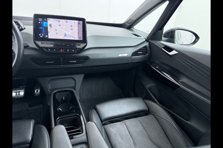 Volkswagen ID.3 First Max 58kWh Pano-dak Adap.Cruise Camera Elektr.Sport-Stoel+Verwarmd PDC Apple Carplay Android Ergo Active-Stoel Navi-Pro Ecc Lmv Privacy Glas Keyless Advanced Led-Achterlicht dynamisch Matrix Led Origineel Nederlandse Auto Zeer compleet Nieuwprijs €49.176,-