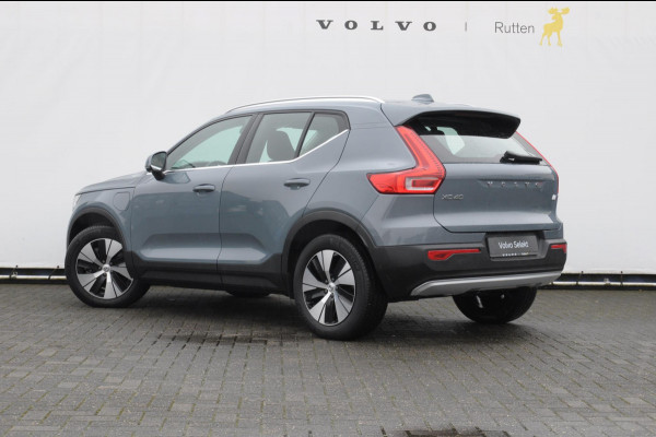 Volvo XC40 T4 211PK Automaat Inscription Expression Adaptieve cruise control / Elektrische achterklep / keyless entry / parkeersensoren met camera / Apple carplay / Bluetooth / Elektrische stoelen met geheugen