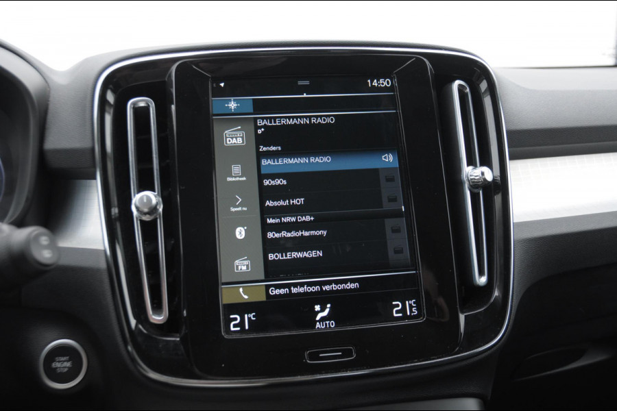 Volvo XC40 T4 211PK Automaat Inscription Expression Adaptieve cruise control / Elektrische achterklep / keyless entry / parkeersensoren met camera / Apple carplay / Bluetooth / Elektrische stoelen met geheugen