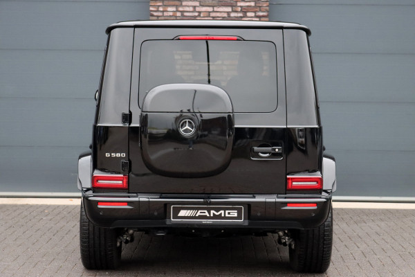 Mercedes-Benz G-Klasse 580 EQ Exclusive AMG Line 116 kWh | Techniekpakket | Winterpakket | Distronic | Burmester | Keyless Go | Schuifdak | Verwarmd Stuurwiel | Exclusief Leder |
