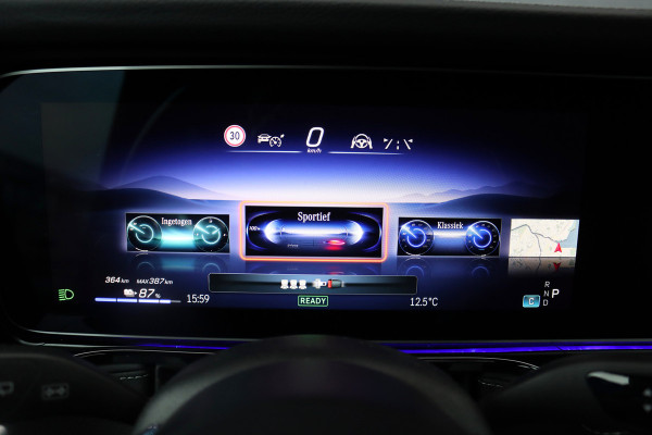 Mercedes-Benz G-Klasse 580 EQ Exclusive AMG Line 116 kWh | Techniekpakket | Winterpakket | Distronic | Burmester | Keyless Go | Schuifdak | Verwarmd Stuurwiel | Exclusief Leder |