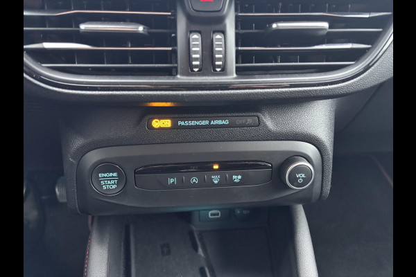 Ford FOCUS Wagon 1.0 EcoBoost Hybrid ST Line X 125pk  | Adaptieve Cruise | Winter Pack | 35.000 km! | SYNC 4 |B&O Audio |