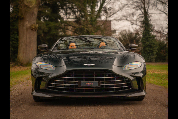 Aston Martin V12 Vantage Roadster | Nr. 211/249 | Pentland Green by Q | Briljant!