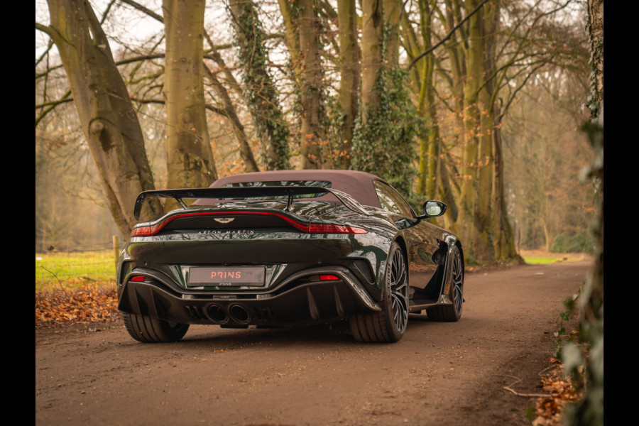 Aston Martin V12 Vantage Roadster | Nr. 211/249 | Pentland Green by Q | Briljant!