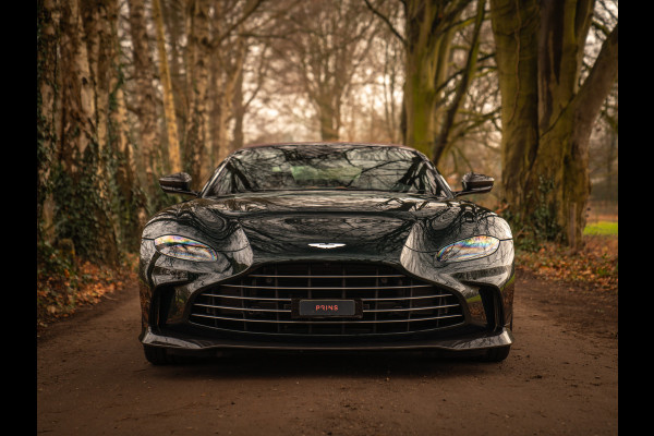 Aston Martin V12 Vantage Roadster | Nr. 211/249 | Pentland Green by Q | Briljant!