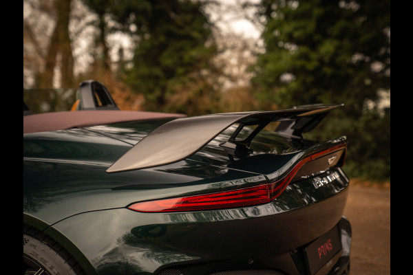 Aston Martin V12 Vantage Roadster | Nr. 211/249 | Pentland Green by Q | Briljant!