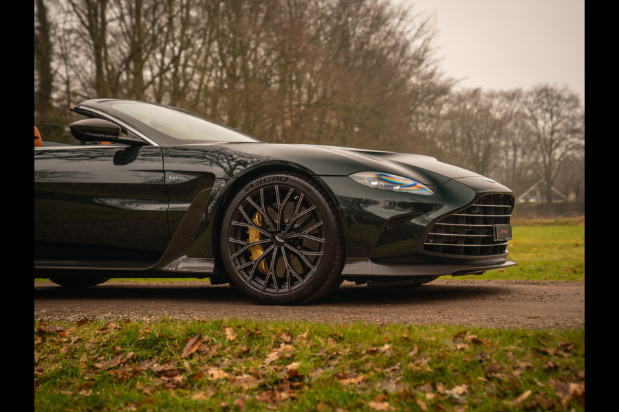Aston Martin V12 Vantage Roadster | Nr. 211/249 | Pentland Green by Q | Briljant!