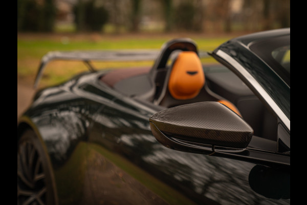 Aston Martin V12 Vantage Roadster | Nr. 211/249 | Pentland Green by Q | Briljant!