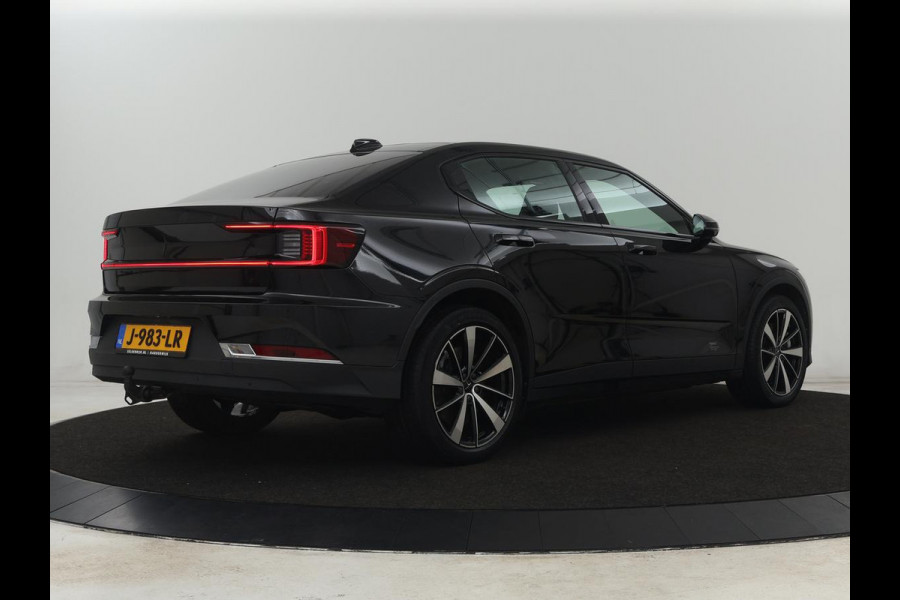 Polestar 2 Long Range Dual Motor Launch Edition 78kWh | Panoramadak | Trekhaak | 360 Camera | Achterbankverwarming | Adaptive cruise | Carplay | Camera | Stoelverwarming | Keyless