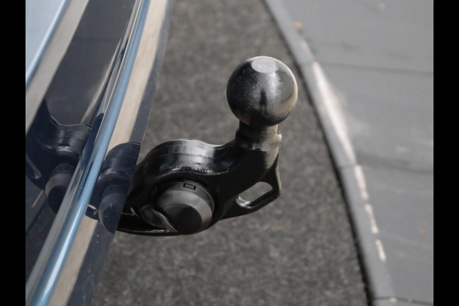 Škoda Octavia 1.0 e-TSI Business Edition Plus | Trekhaak | Stoelverwarming | Adaptive cruise | Camera | Carplay | Navigatie | 18'' | Side Assist | Keyless | Full LED