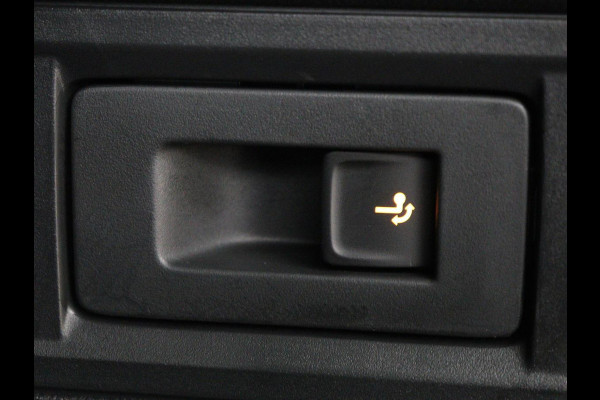 Škoda Octavia 1.0 e-TSI Business Edition Plus | Trekhaak | Stoelverwarming | Adaptive cruise | Camera | Carplay | Navigatie | 18'' | Side Assist | Keyless | Full LED