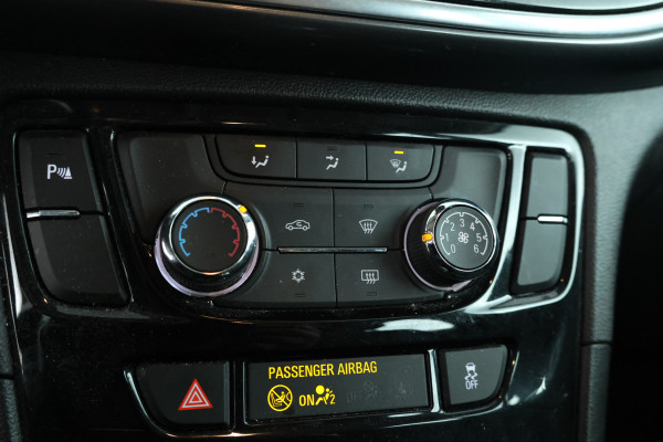 Opel Mokka 1.4 Turbo Innovation Automaat, Navigatie, camera, airco
