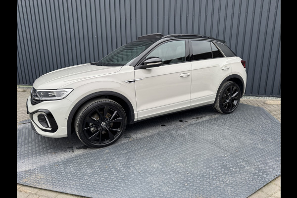 Volkswagen T-Roc 1.5 TSI R-Line Business | Trekhaak afnb. | Panodak | Keyless | Elk. A-klep | Side Assist | IQ Light | Prijs Rijklaar!!