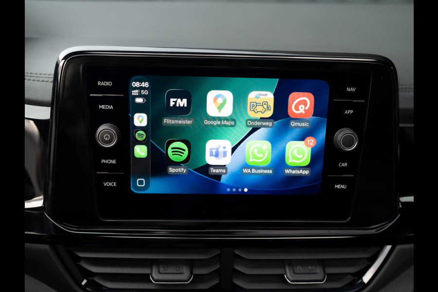 Volkswagen T-Roc 1.5 TSI R-Line Business | Trekhaak afnb. | Panodak | Keyless | Elk. A-klep | Side Assist | IQ Light | Prijs Rijklaar!!