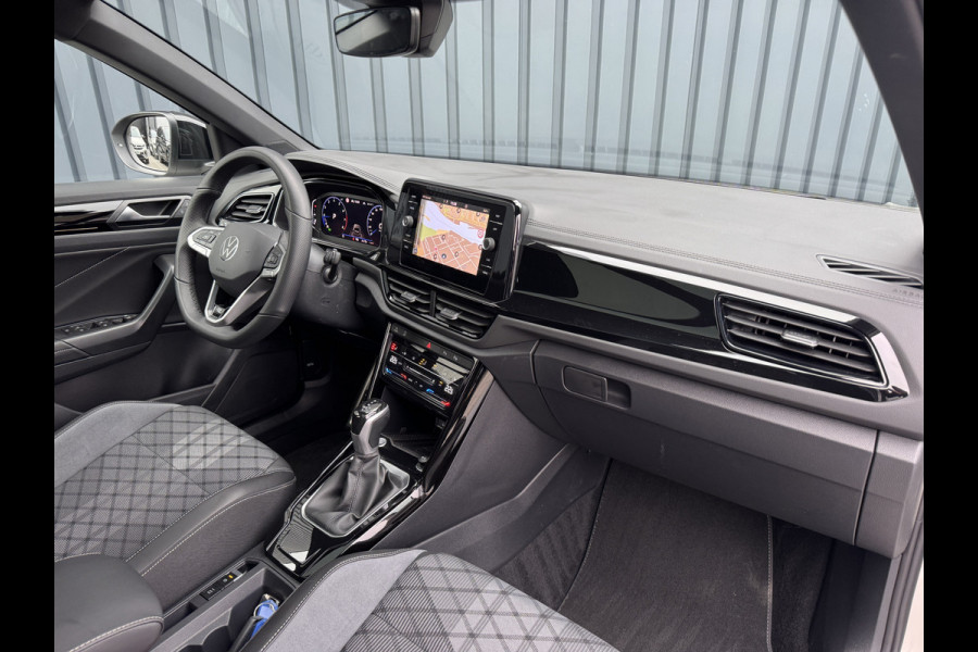 Volkswagen T-Roc 1.5 TSI R-Line Business | Trekhaak afnb. | Panodak | Keyless | Elk. A-klep | Side Assist | IQ Light | Prijs Rijklaar!!