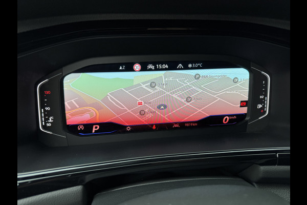 Volkswagen T-Roc 1.5 TSI R-Line Business | Trekhaak afnb. | Panodak | Keyless | Elk. A-klep | Side Assist | IQ Light | Prijs Rijklaar!!