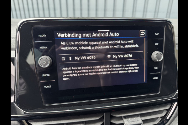 Volkswagen T-Roc 1.5 TSI R-Line Business | Trekhaak afnb. | Panodak | Keyless | Elk. A-klep | Side Assist | IQ Light | Prijs Rijklaar!!