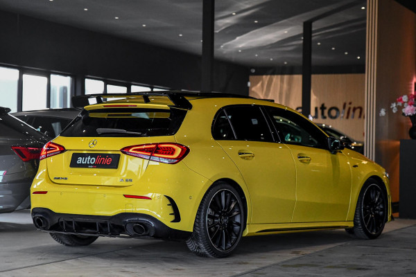 Mercedes-Benz A-Klasse AMG 35 4MATIC Edition 1 Aero. Schaal, Pano, Perf stuur, Keyless, Camera, Dodeh, CarPlay, Sfeer!
