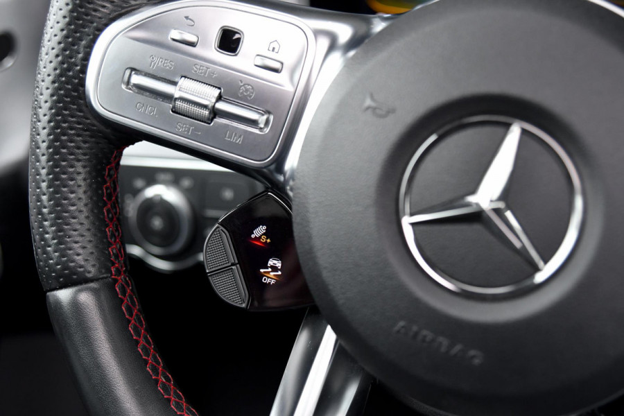 Mercedes-Benz A-Klasse AMG 35 4MATIC Edition 1 Aero. Schaal, Pano, Perf stuur, Keyless, Camera, Dodeh, CarPlay, Sfeer!