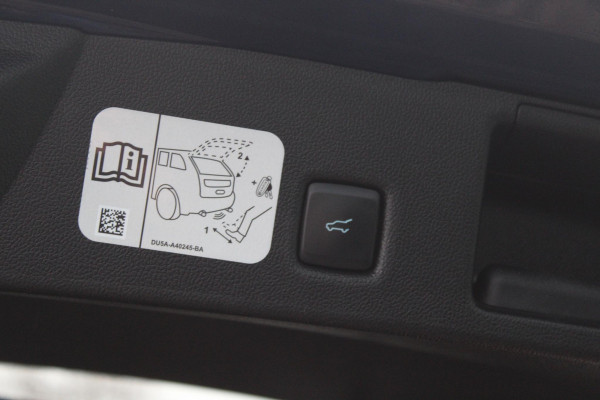 Ford Kuga 1.5 EcoBoost Titanium X | Trekhaak | Adaptive cruise control | Dodehoeksensoren | Camera