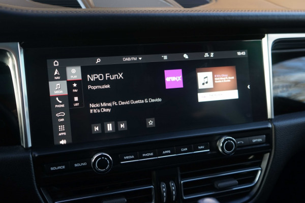 Porsche Macan S 3.0 V6T Facelift Pano/Bose/PASM/Trkhk/SportChrono/Memory