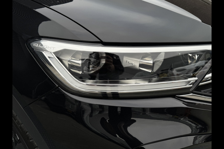 Volkswagen T-Roc 1.5 TSI R-Line Business | Black Style | Trekhaak afnb. | 19'' | IQ Light | Side Assist | Prijs Rijklaar!!
