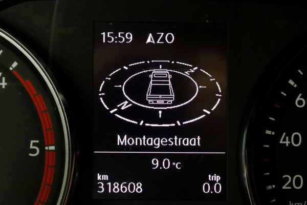 Volkswagen Crafter 35 2.0 TDI 140pk Bakwagen met laadklep en zijdeur 09-2022