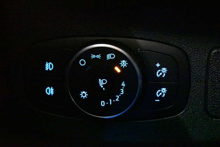 Ford Puma 125PK ECOBOOST HYBRID TITANIUM CARPLAY/LMV/MASSAGE