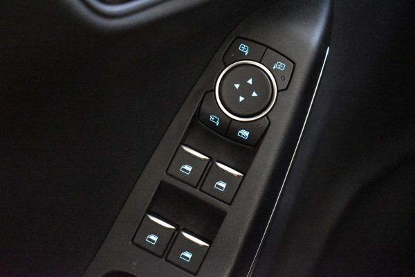 Ford Puma 125PK ECOBOOST HYBRID TITANIUM CARPLAY/LMV/MASSAGE