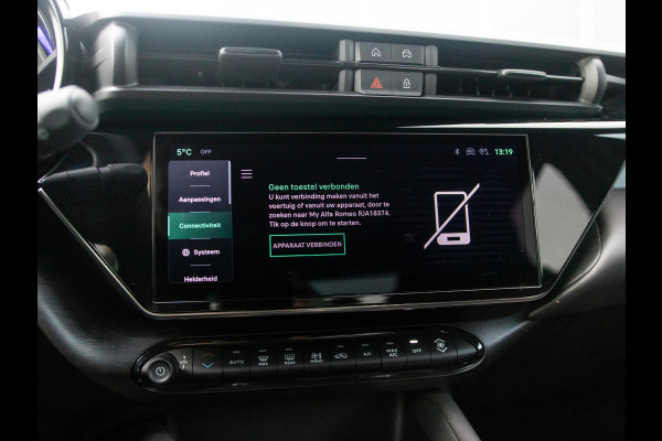 Alfa Romeo junior Elettrica Veloce 54 kWh | 280pk | Clima | Navi | Adapt. Cruise | Keyless | Camera | BSM