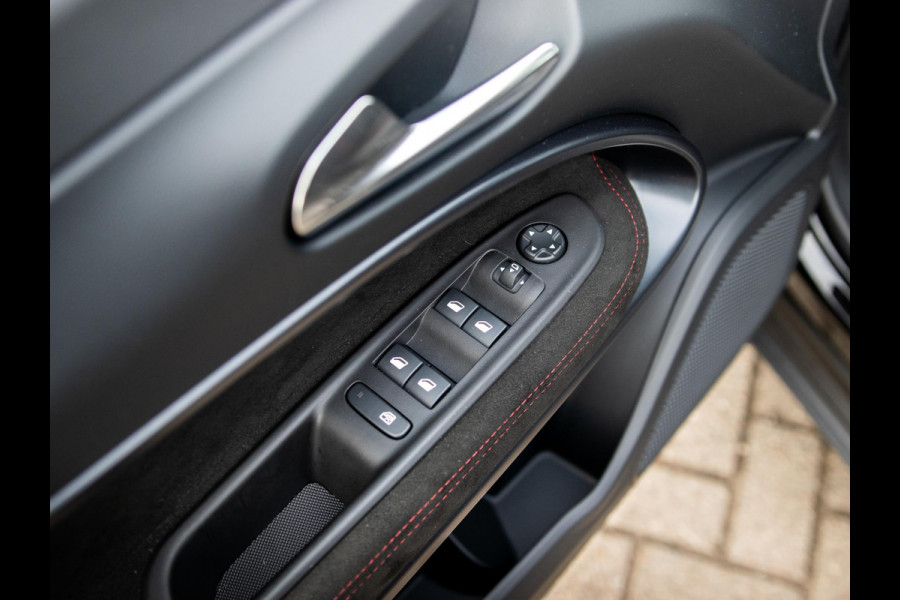 Alfa Romeo junior Elettrica Veloce 54 kWh | 280pk | Clima | Navi | Adapt. Cruise | Keyless | Camera | BSM