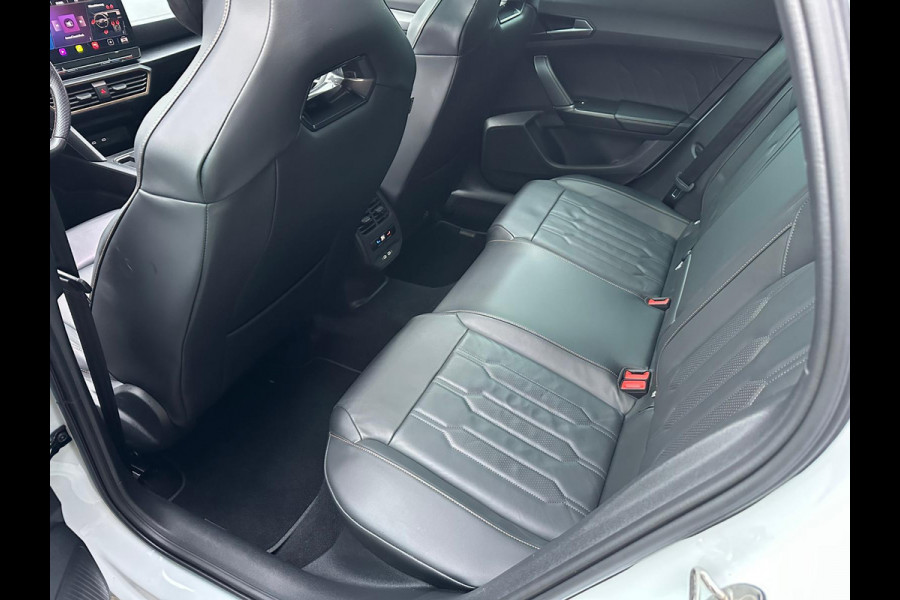 CUPRA Formentor 2.0 TSI 4DRIVE Panoramadak! Keyless! Camera! Sfeerverlichting! Leder! Elektr Achterklep