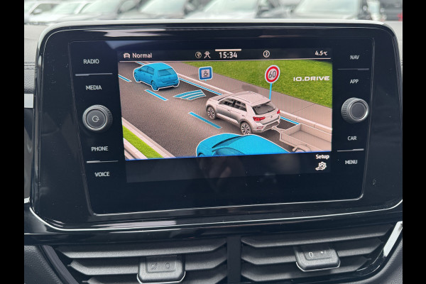 Volkswagen T-Roc 1.5 TSI R-Line Business | Trekhaak afnb. | Panodak | Keyless | Side Assist | Elk. A-klep | IQ Light | Prijs Rijklaar!!