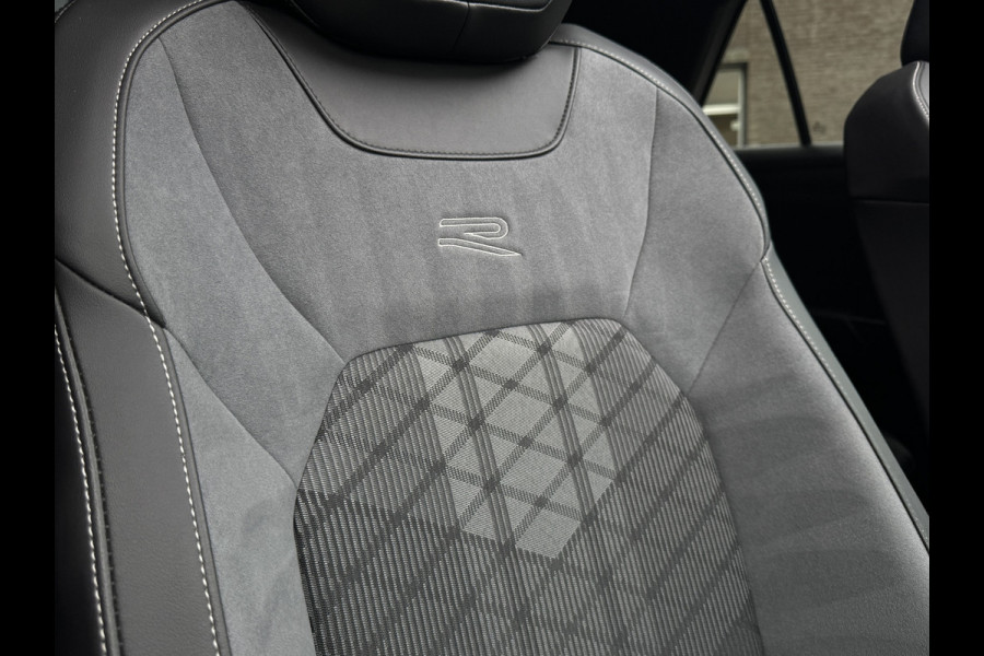 Volkswagen T-Roc 1.5 TSI R-Line Business | Trekhaak afnb. | Panodak | Keyless | Side Assist | Elk. A-klep | IQ Light | Prijs Rijklaar!!