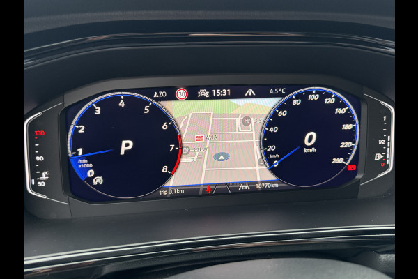 Volkswagen T-Roc 1.5 TSI R-Line Business | Trekhaak afnb. | Panodak | Keyless | Side Assist | Elk. A-klep | IQ Light | Prijs Rijklaar!!