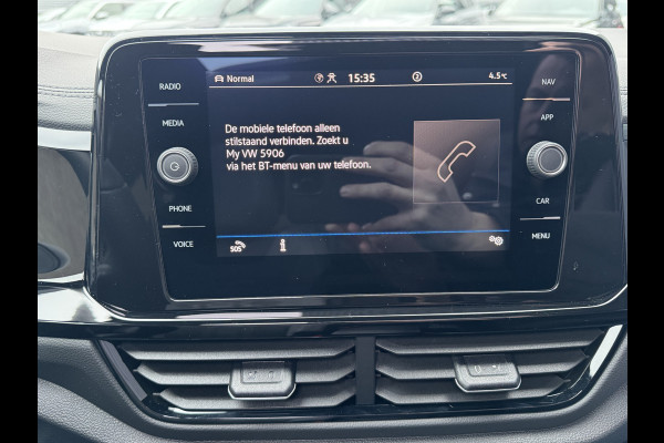 Volkswagen T-Roc 1.5 TSI R-Line Business | Trekhaak afnb. | Panodak | Keyless | Side Assist | Elk. A-klep | IQ Light | Prijs Rijklaar!!