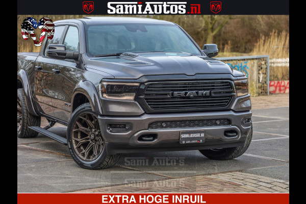 Dodge Ram 1500 Laramie Sport 5.7 V8 HEMI 402PK 4x4 | Panorama dak | 12' Scherm |Granite Crystal Metallic | Crew Cab | 5 Persoons | Dubbele Cabine | DC | VOORRAAD NR 2526 - 1272 |