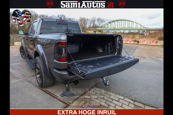 Dodge Ram 1500 Laramie Sport 5.7 V8 HEMI 402PK 4x4 | Panorama dak | 12' Scherm |Granite Crystal Metallic | Crew Cab | 5 Persoons | Dubbele Cabine | DC | VOORRAAD NR 2526 - 1272 |