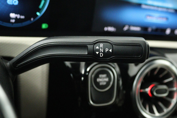 Mercedes-Benz A-Klasse 250 e Business Solution Luxury Limited (SFEERVERLICHTING, STOELVERWARMING, ACHTERUITRIJCAMERA, SENSOREN)